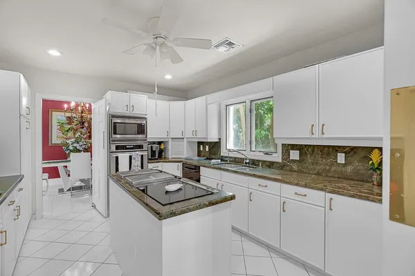 $40,000 | 1 Ocean Lane, Manalapan, FL 33462