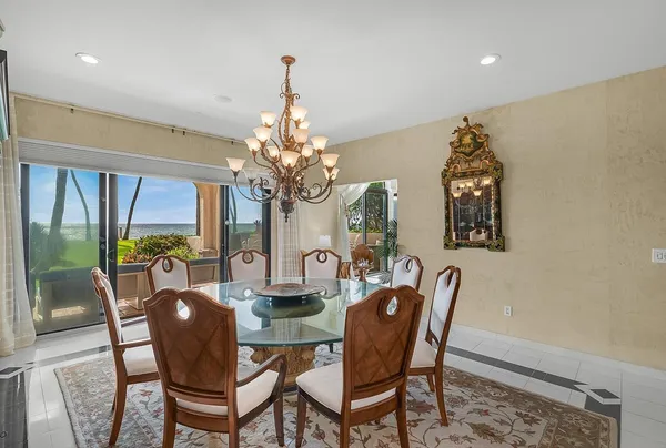 $40,000 | 1 Ocean Lane, Manalapan, FL 33462