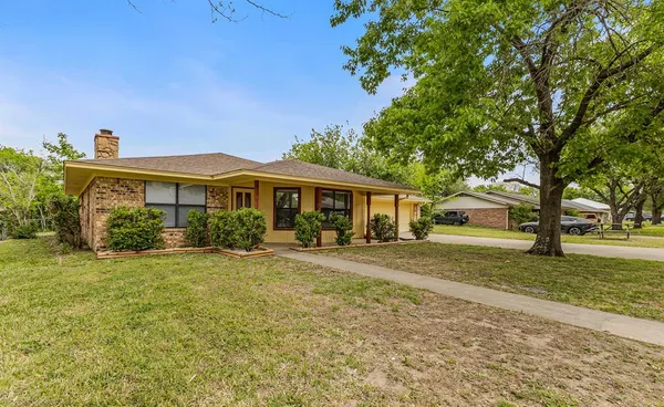 $243,000 | 212 McAfee Street, Mabank, TX 75147