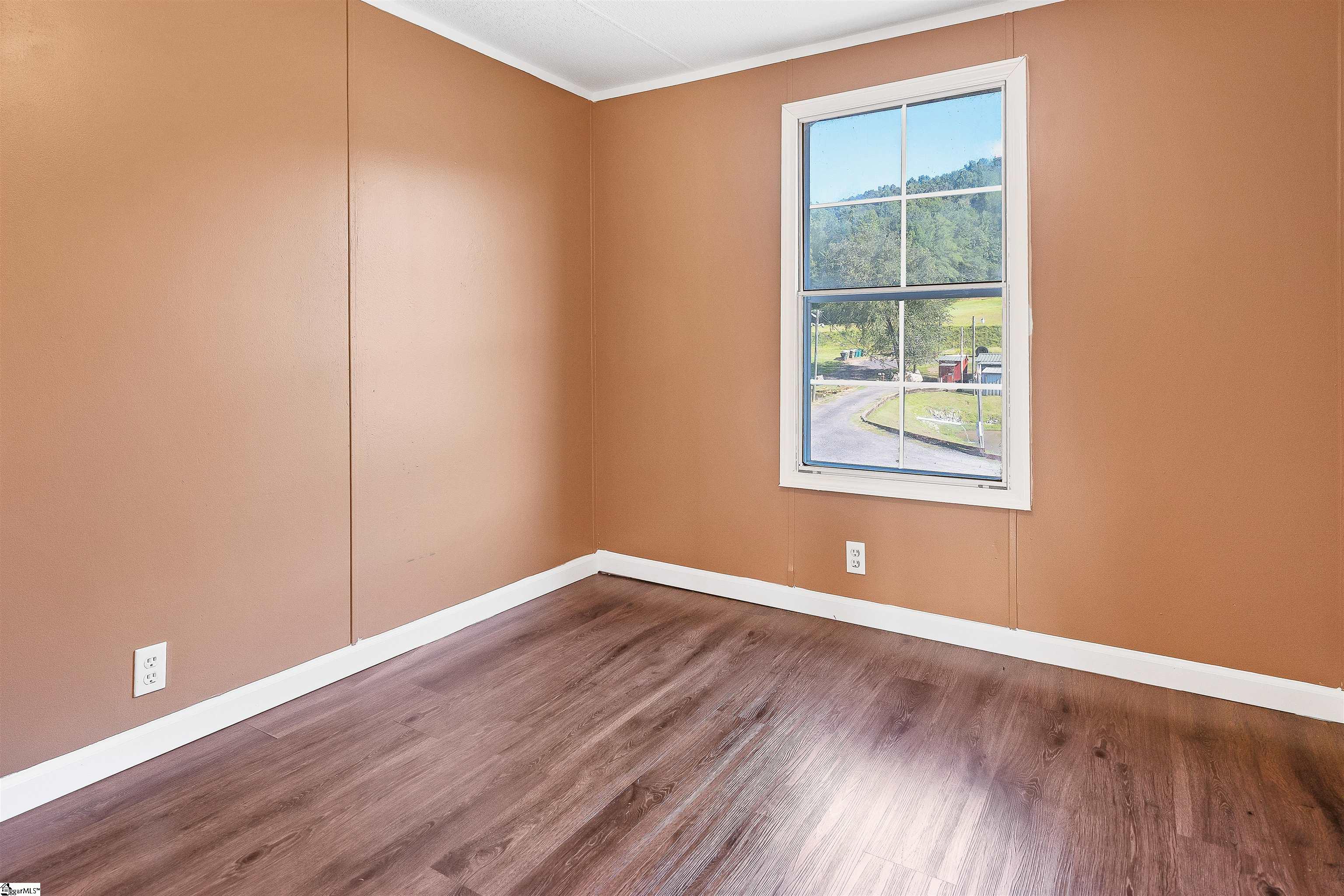 142 Pittman Road Marietta, SC 29661 - Photo 10 of 32 Gallery Image 10