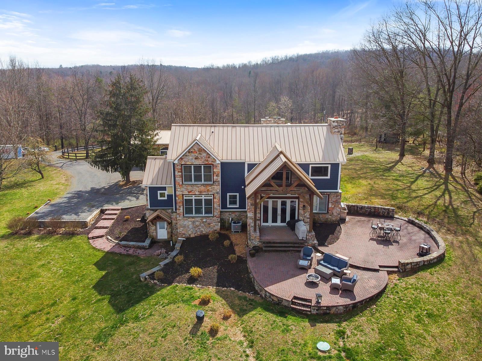 9362 Ada Road Marshall, VA 20115 - Photo 1 of 38