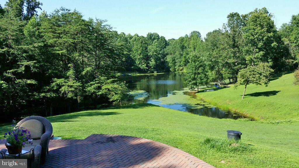 9362 Ada Road Marshall, VA 20115 - Photo 10 of 38
