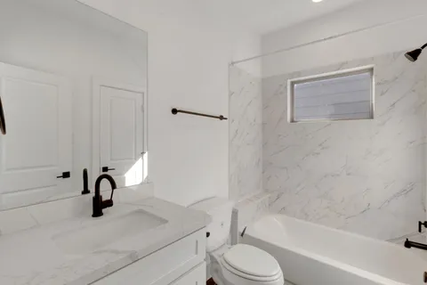 $375,000 | 1526 Chestnut Street, Houston, TX 77009