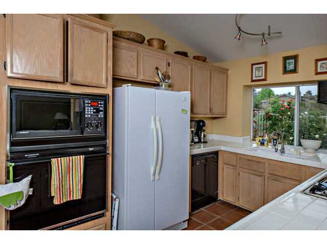 1815 Willowhaven Road Encinitas, CA 92024 - Photo 3 of 25