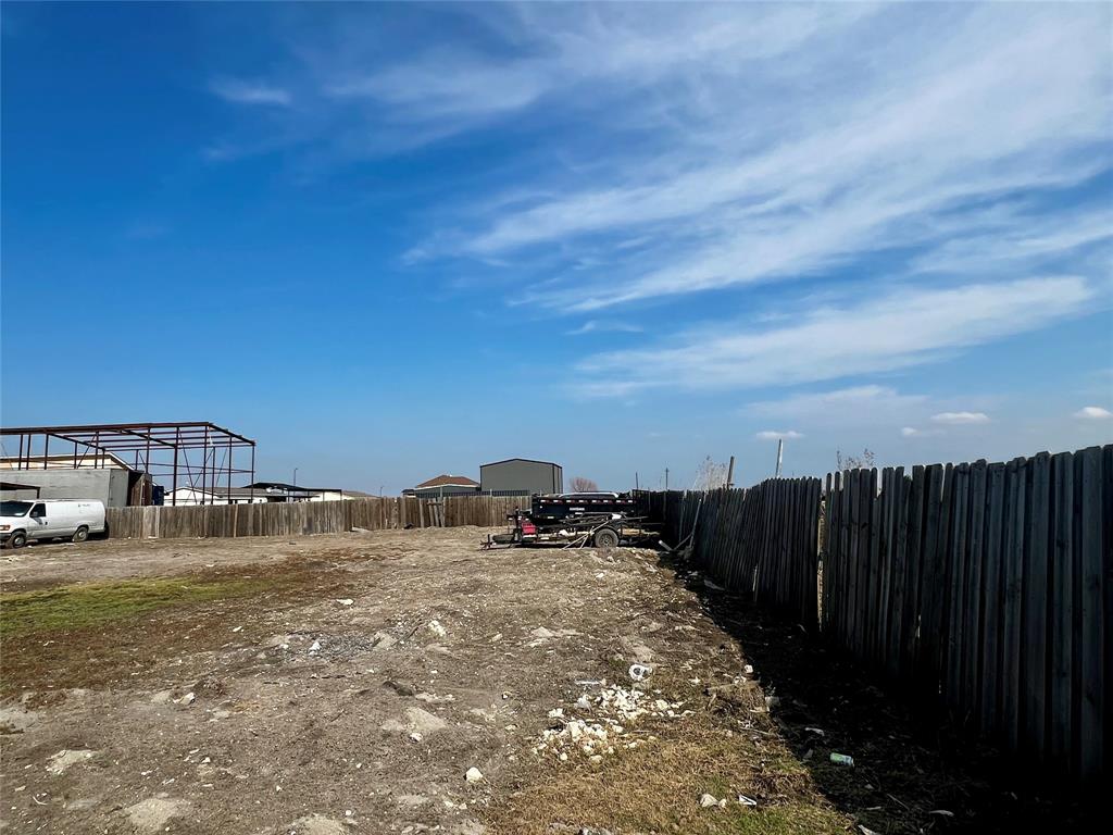 312 Choice Drive Palmer, TX 75152 - Photo 11 of 26