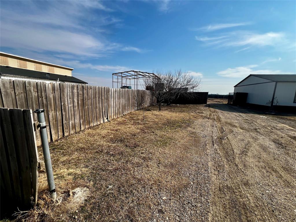 312 Choice Drive Palmer, TX 75152 - Photo 25 of 26