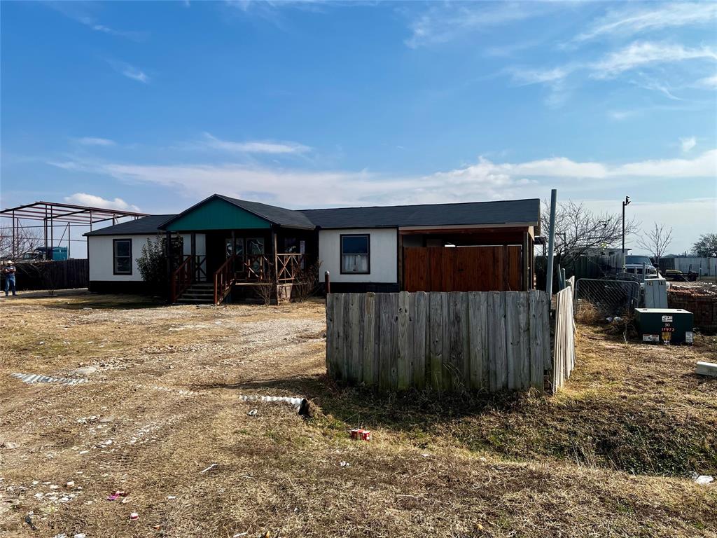 312 Choice Drive Palmer, TX 75152 - Photo 3 of 26