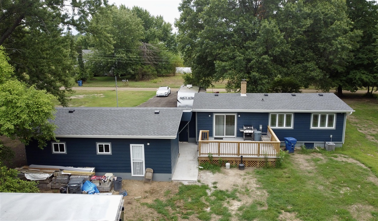 2010 South Benton Center Road Benton Harbor, MI 49022 - Photo 28 of 32