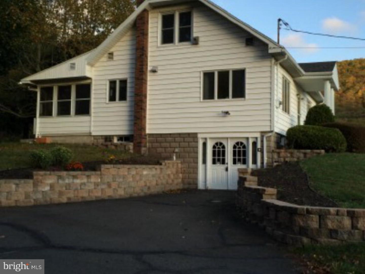 117 Tiley Road Ashland, PA 17921 - Photo 2 of 25