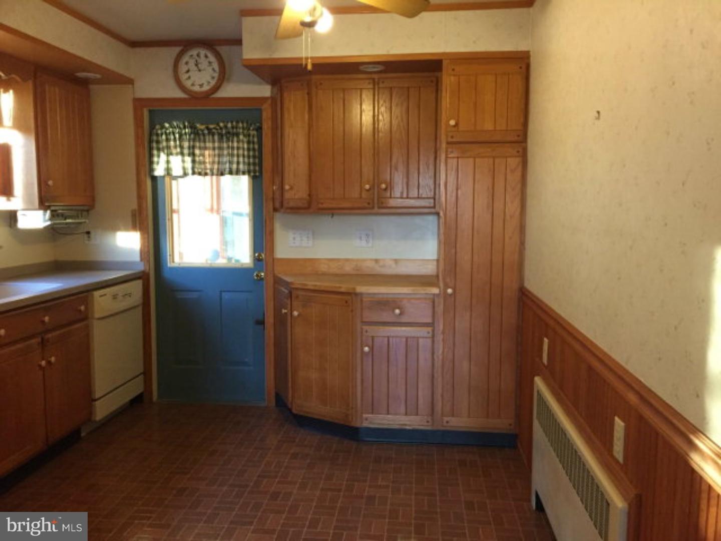 117 Tiley Road Ashland, PA 17921 - Photo 3 of 25