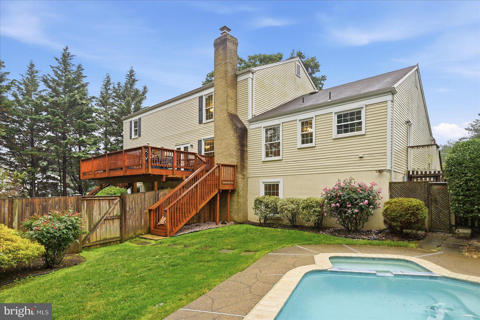 911 Riva Ridge Drive Great Falls, VA 22066 - Photo 50 of 55 Charming home with inviting backyard oasis.