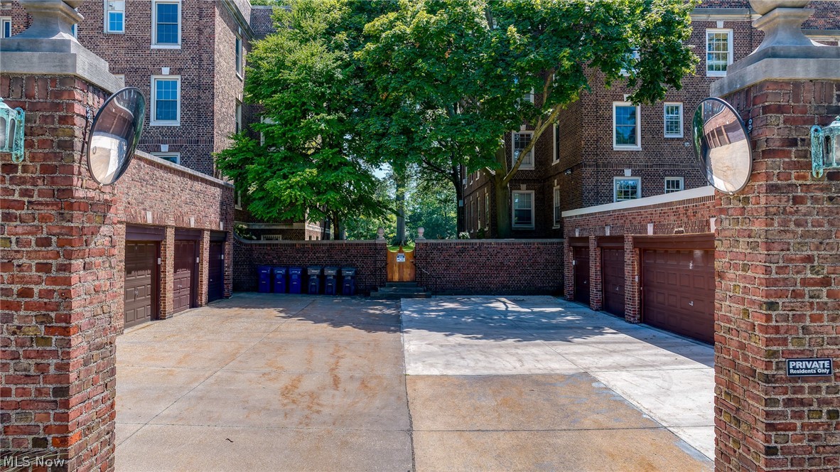 12546 Cedar Road, Unit 4 Cleveland Heights, OH 44106 - Photo 39 of 43 Garage Parking