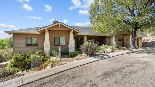 $999,900 | 518 Quail Hollow Drive, Prescott, AZ 86303