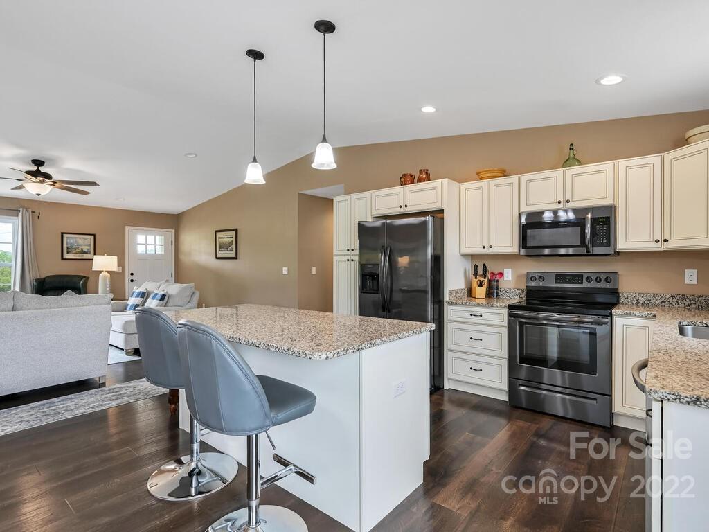 131 Grandview Road Alexander, NC 28701 - Photo 12 of 33 Gallery Image 12