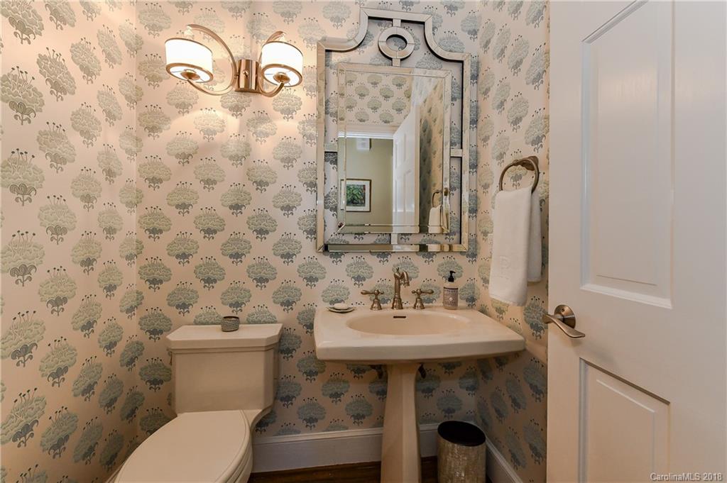 2216 Sutton Springs Road Charlotte, NC 28226 - Photo 21 of 36 Gallery Image 21