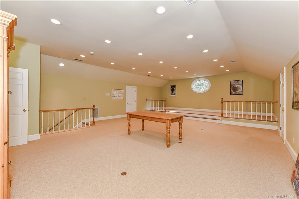 2216 Sutton Springs Road Charlotte, NC 28226 - Photo 29 of 36 Gallery Image 29