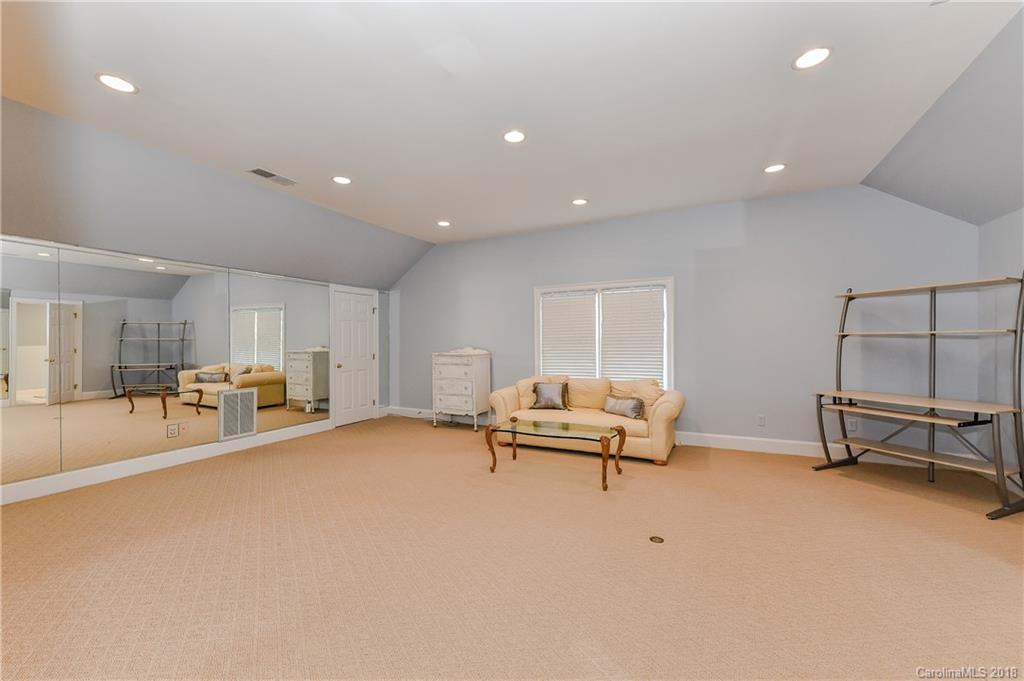 2216 Sutton Springs Road Charlotte, NC 28226 - Photo 30 of 36 Gallery Image 30