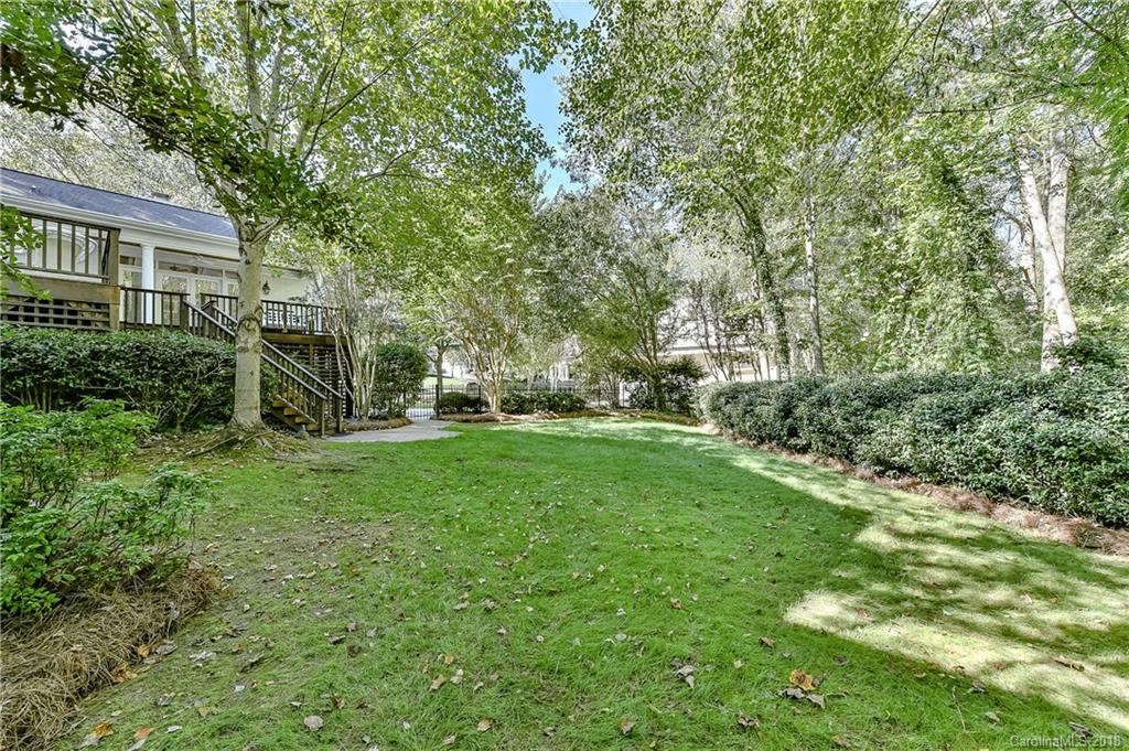 2216 Sutton Springs Road Charlotte, NC 28226 - Photo 34 of 36 Gallery Image 34