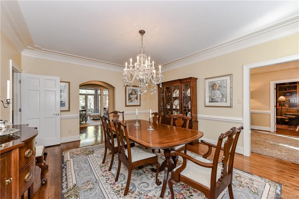 2216 Sutton Springs Road Charlotte, NC 28226 - Photo 6 of 36 Gallery Image 6