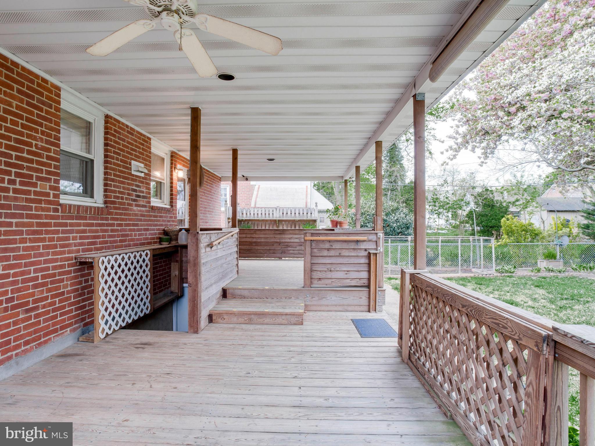 602 Woodside Road Baltimore, MD 21208 - Photo 3 of 30 Tiered Decking
