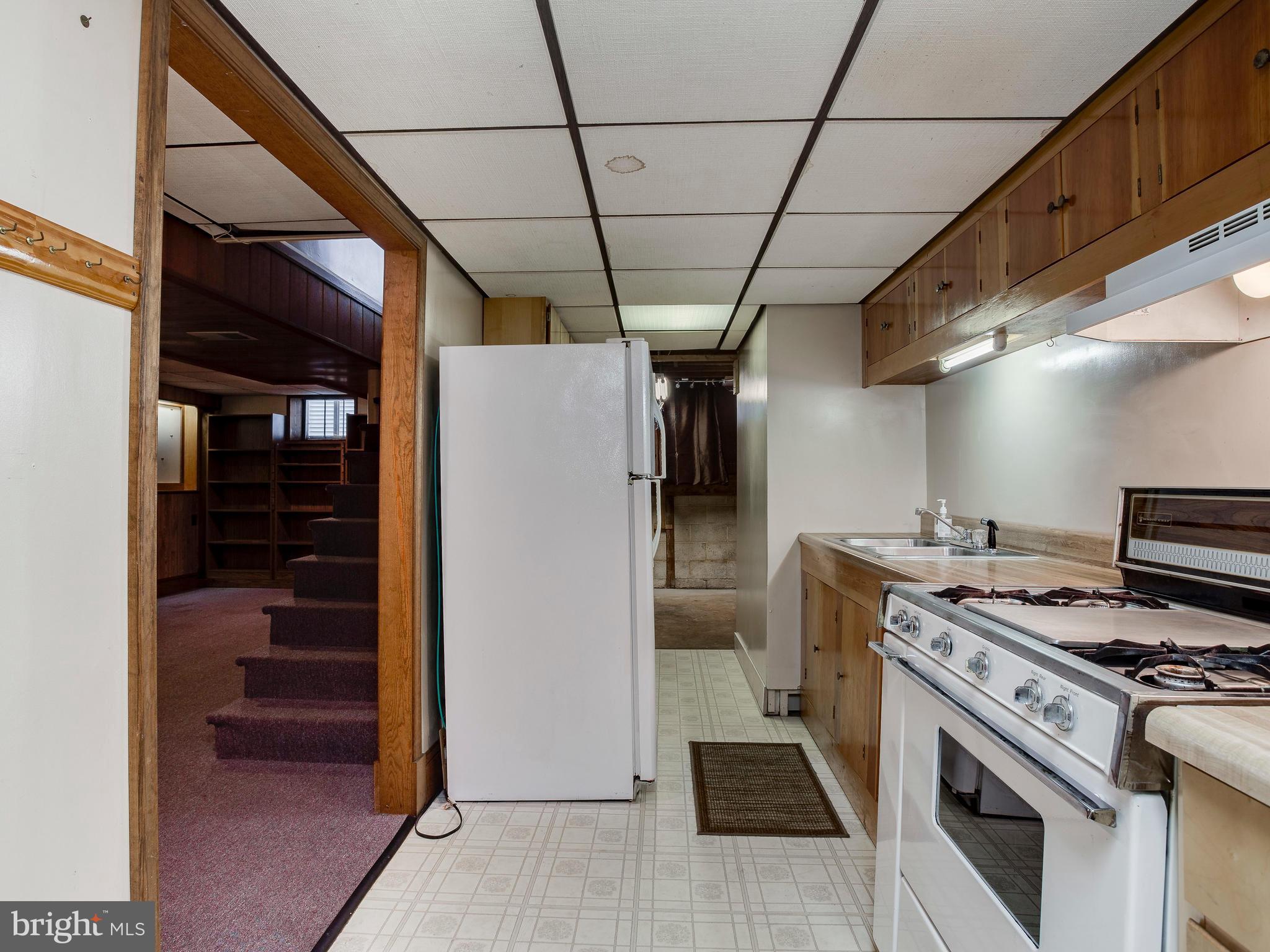 602 Woodside Road Baltimore, MD 21208 - Photo 25 of 30 2nd Full Kitchen in Basement