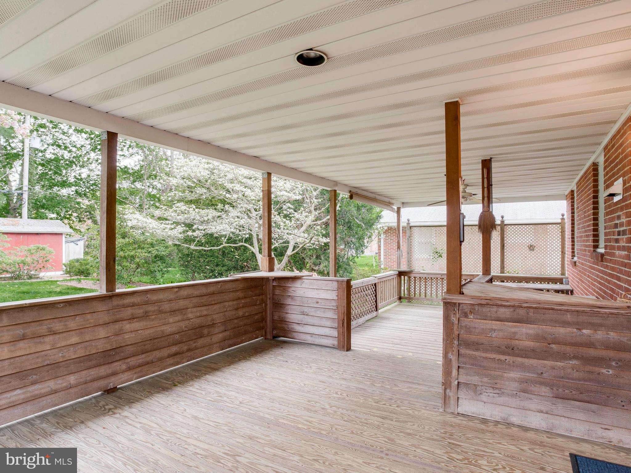 602 Woodside Road Baltimore, MD 21208 - Photo 4 of 30 Deck leading from kitchen