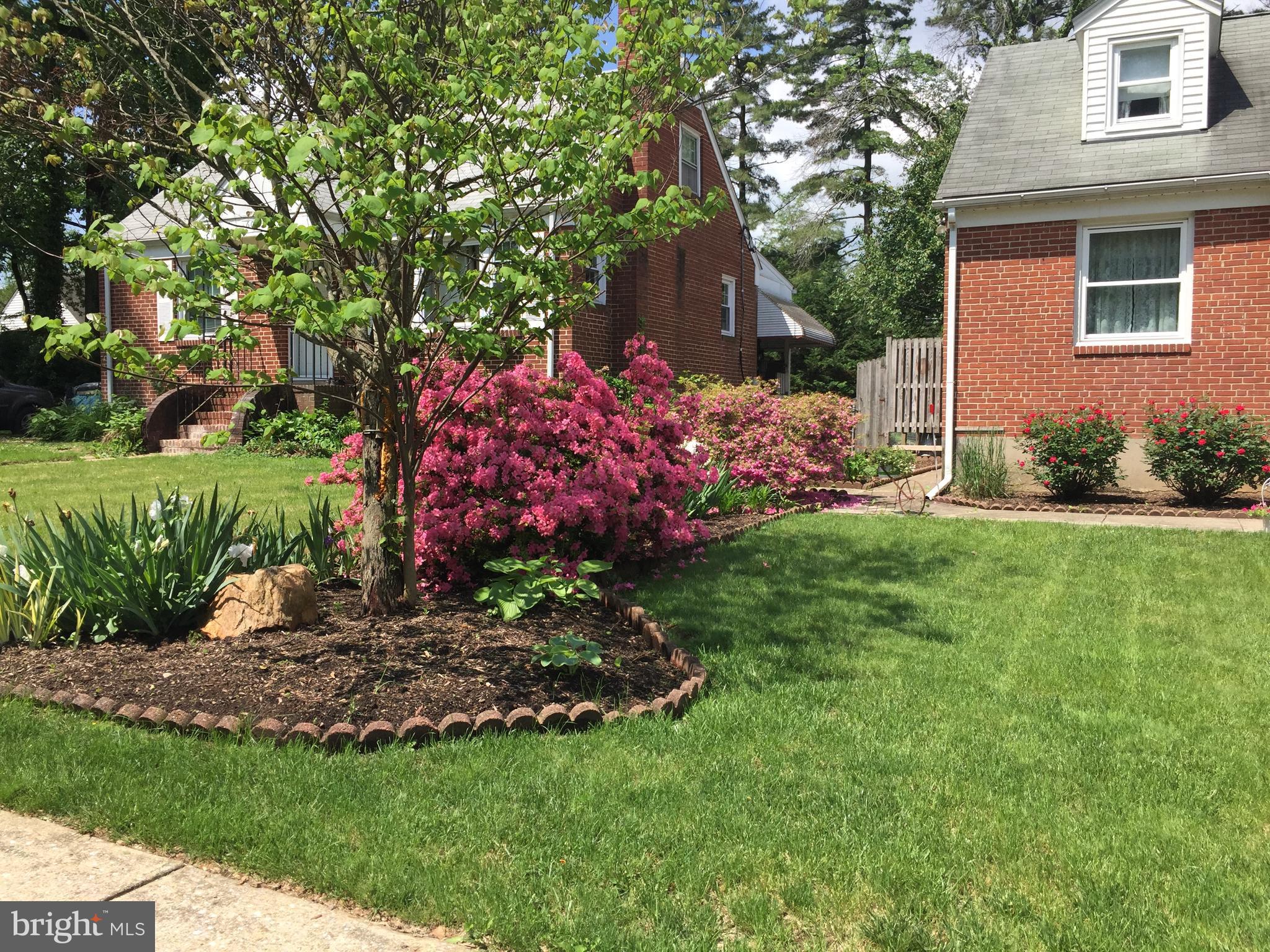 602 Woodside Road Baltimore, MD 21208 - Photo 7 of 30 Garden Seating