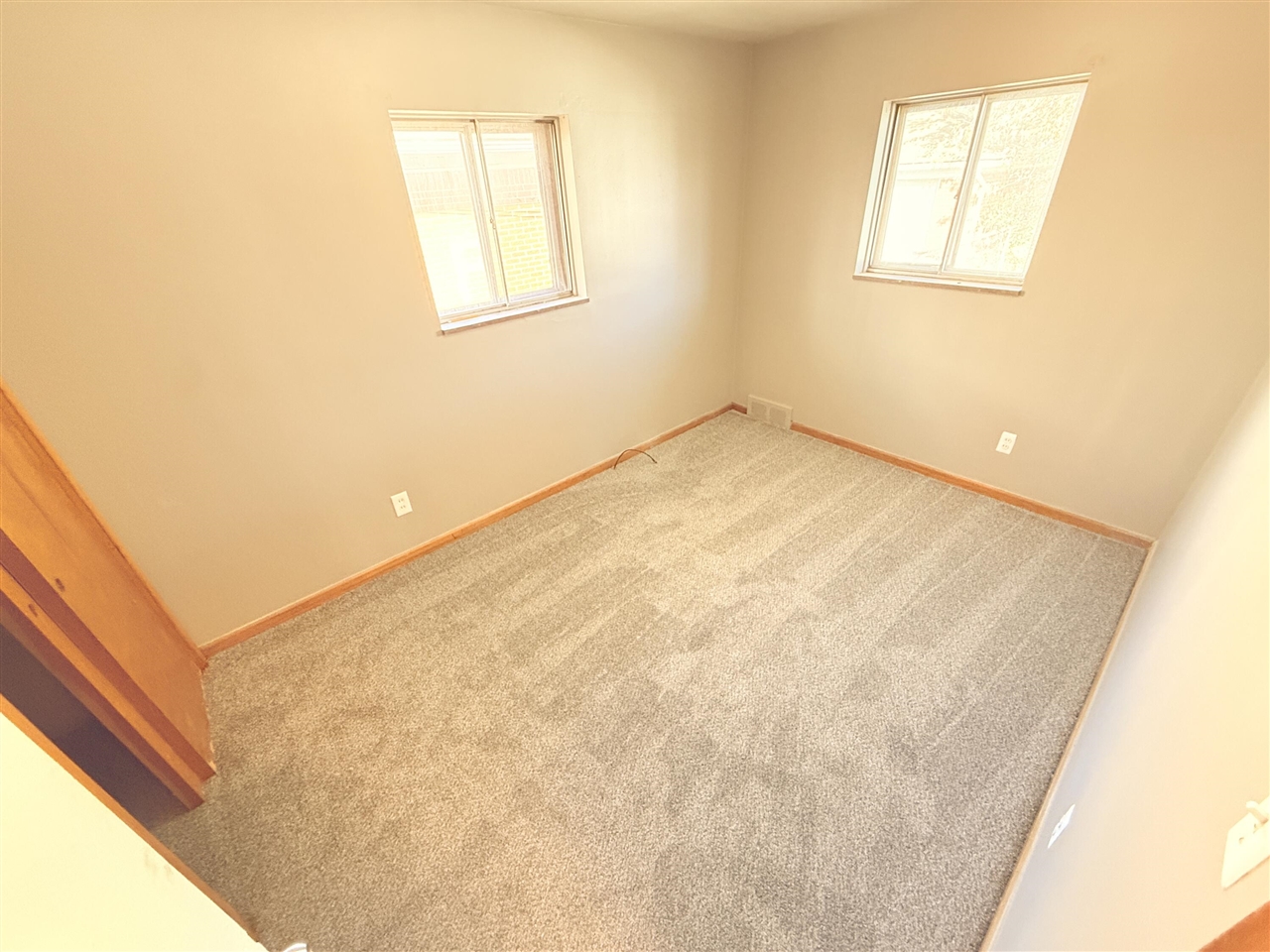 16475 East 8 Mile Road Eastpointe, MI 48021 - Photo 6 of 13