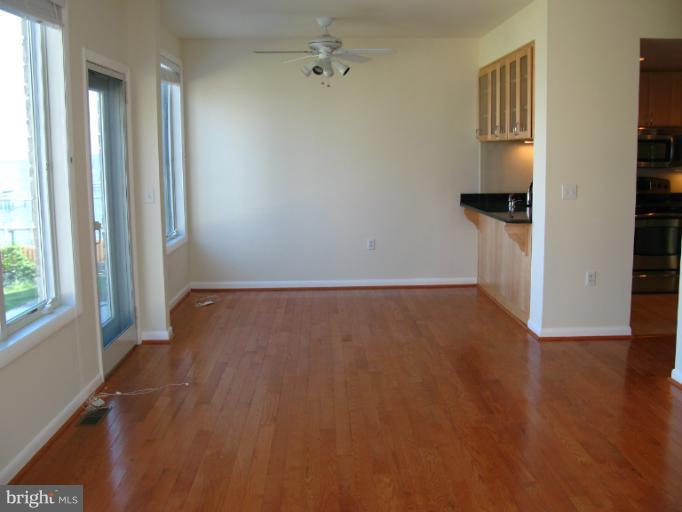 1303 Rogers Road, Unit 6 Annapolis, MD 21409 - Photo 3 of 22 Dining Room
