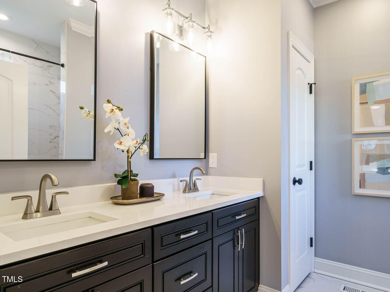 209 Plainview Avenue Raleigh, NC 27604 - Photo 20 of 31 Primary Bathroom