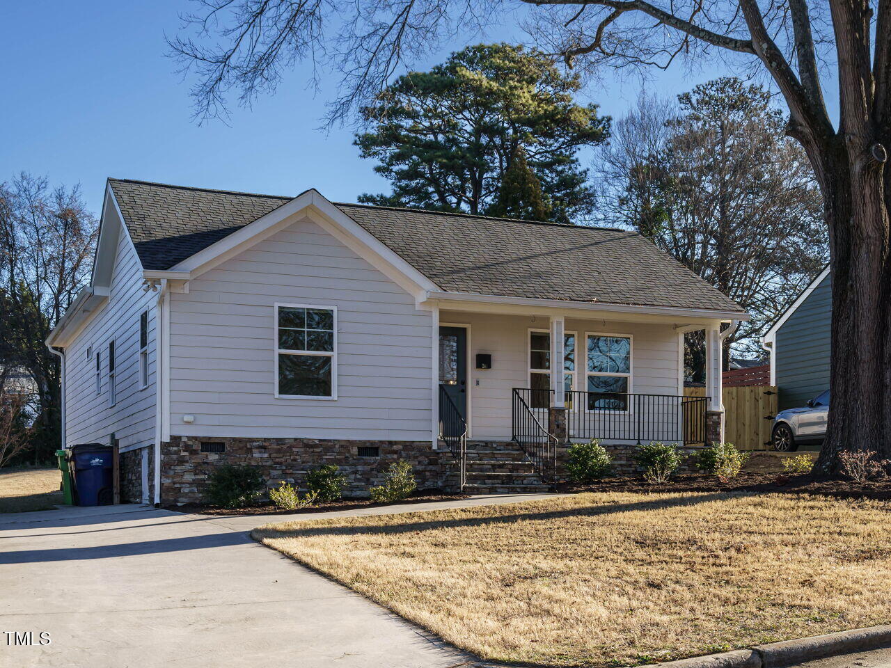 209 Plainview Avenue Raleigh, NC 27604 - Photo 2 of 31 Exterior Front