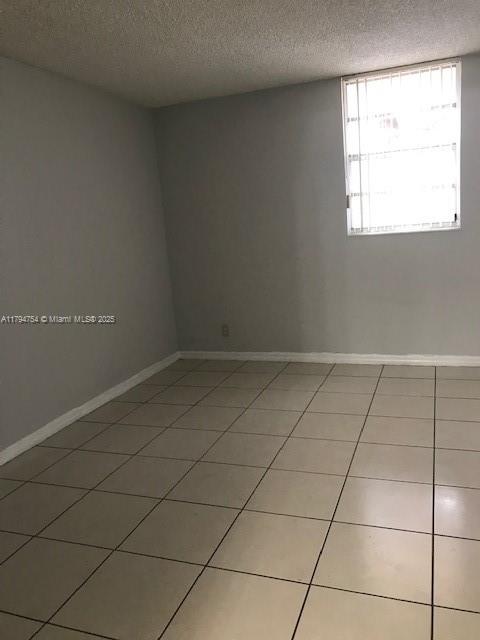 Flagami Miami, FL 33126 - Photo 8 of 12