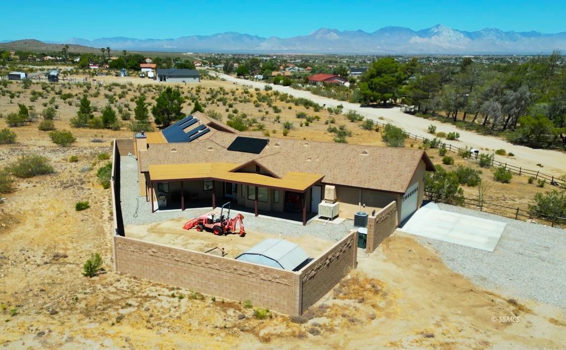 357 East Monte Vista Avenue Ridgecrest, CA 93555 - Photo 4 of 50 Gallery Image 4