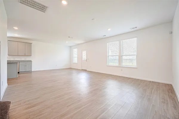 $2,200 | 1001 Laguna Cv Drive, Katy, TX 77493