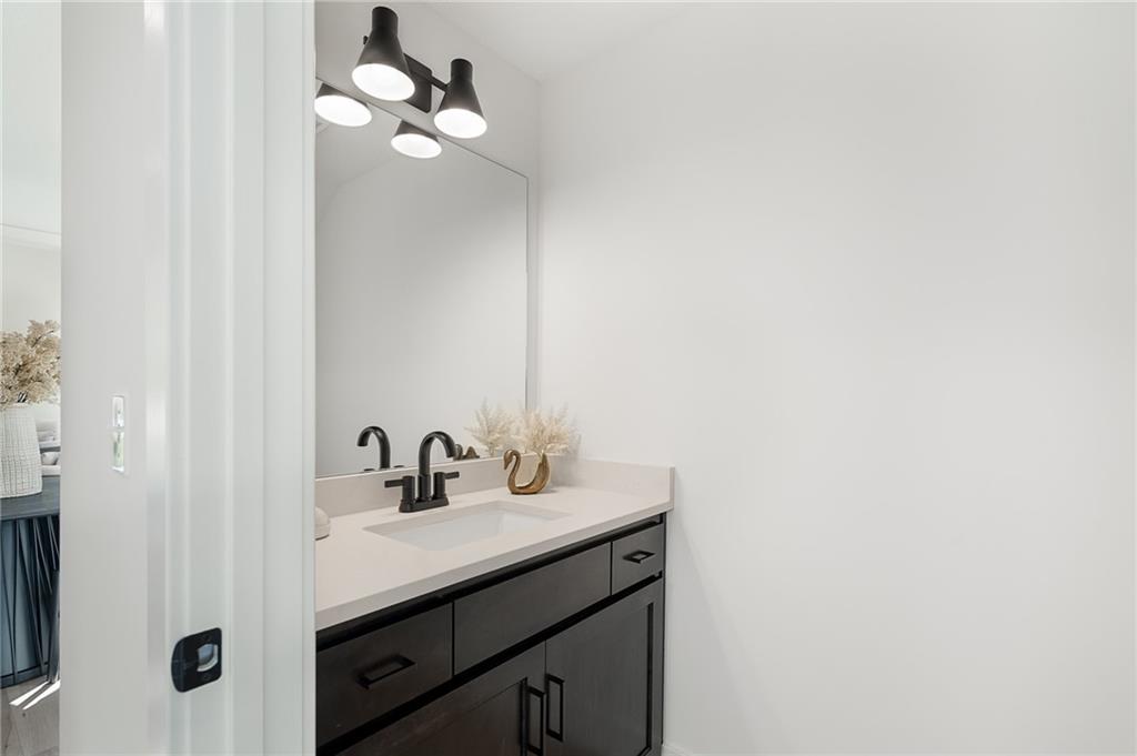 9595 Jupiter Street Lenexa, KS 66219 - Photo 6 of 52