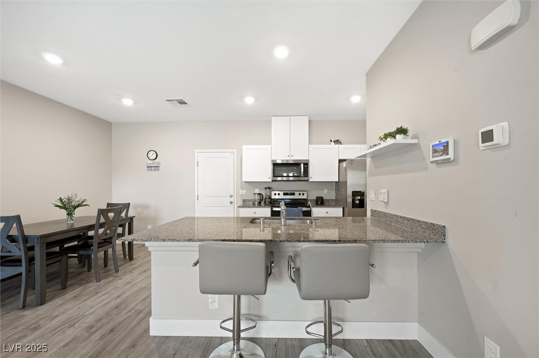 5959 Opal Ridge Avenue Las Vegas, NV 89139 - Photo 8 of 35