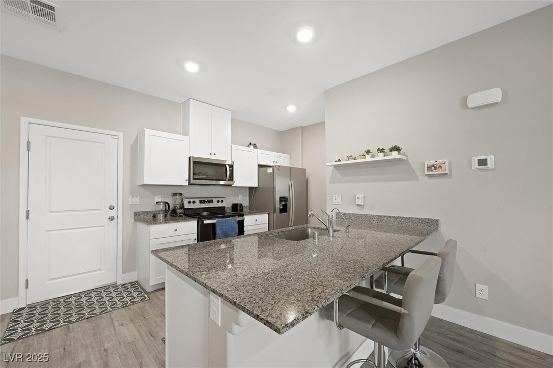 5959 Opal Ridge Avenue Las Vegas, NV 89139 - Photo 9 of 35