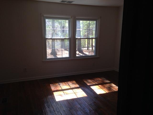 8841 Newport Road Catawba, VA 24070 - Photo 11 of 20 Living Room