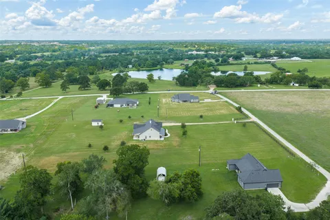 $699,000 | 1780 Ike Lane, Brenham, TX 77833