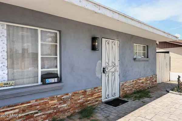 $1,800 | 8806 North 30th Avenue, Phoenix, AZ 85051