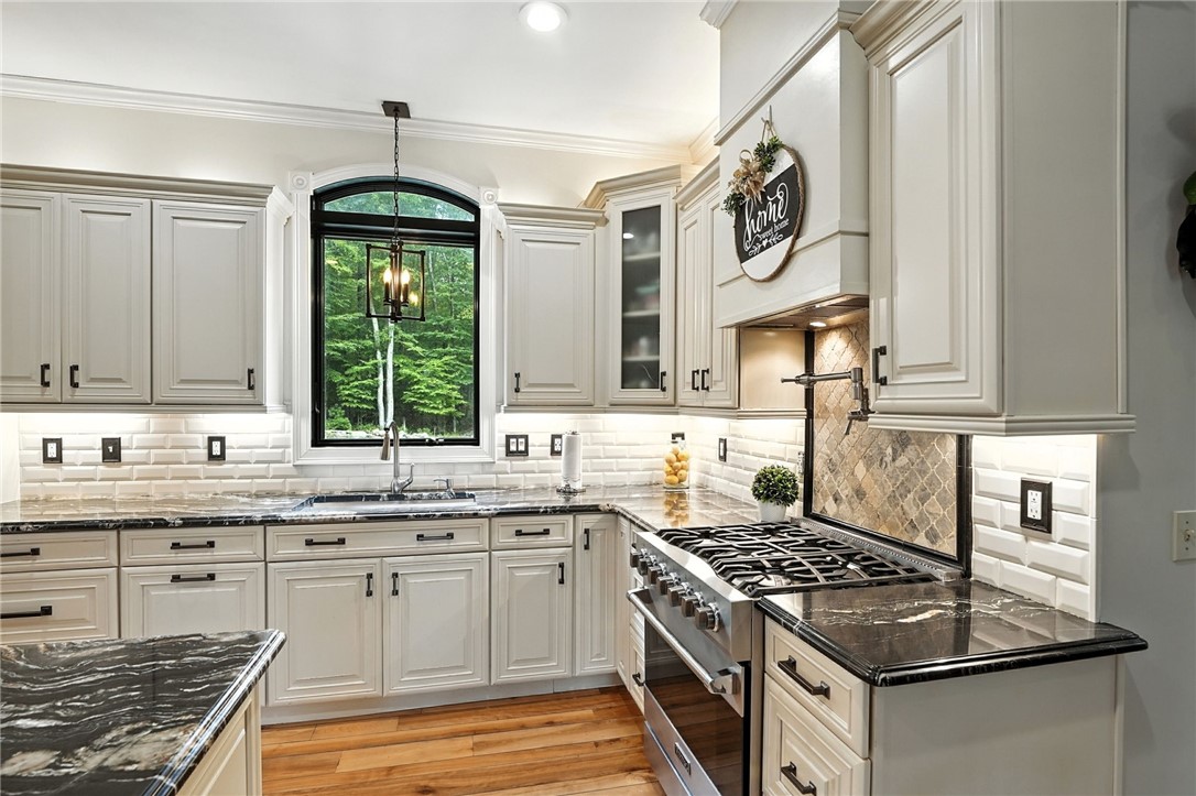 85 Gold Mine Road Glocester, RI 02814 - Photo 15 of 46