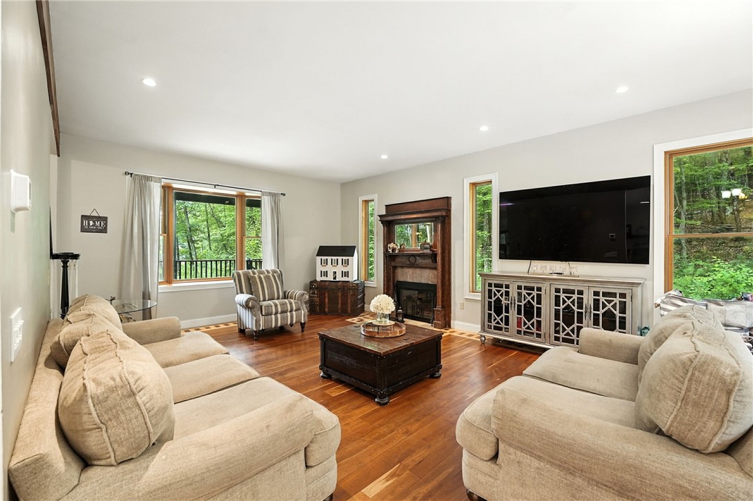 85 Gold Mine Road Glocester, RI 02814 - Photo 20 of 46