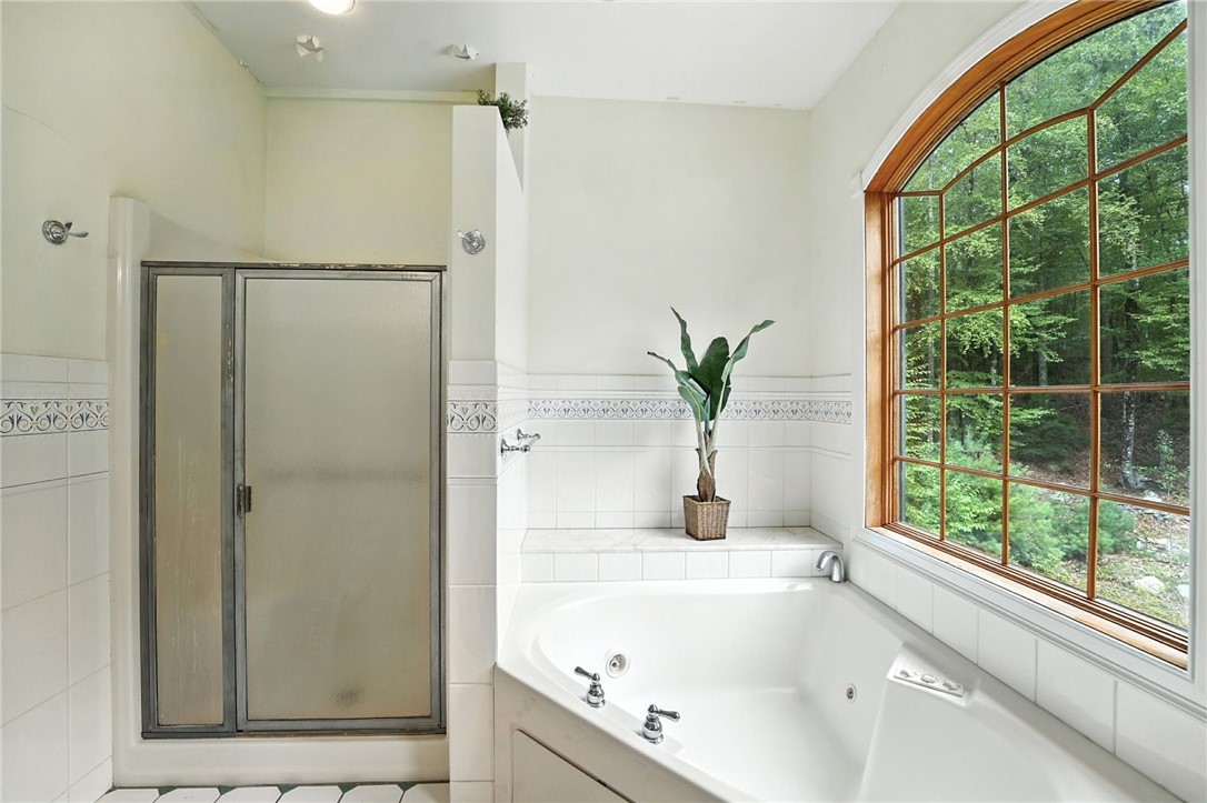 85 Gold Mine Road Glocester, RI 02814 - Photo 29 of 46