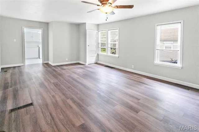 $107,000 | 220 Walnut Street, Roxana, IL 62084