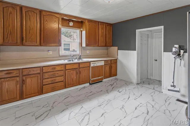 $107,000 | 220 Walnut Street, Roxana, IL 62084