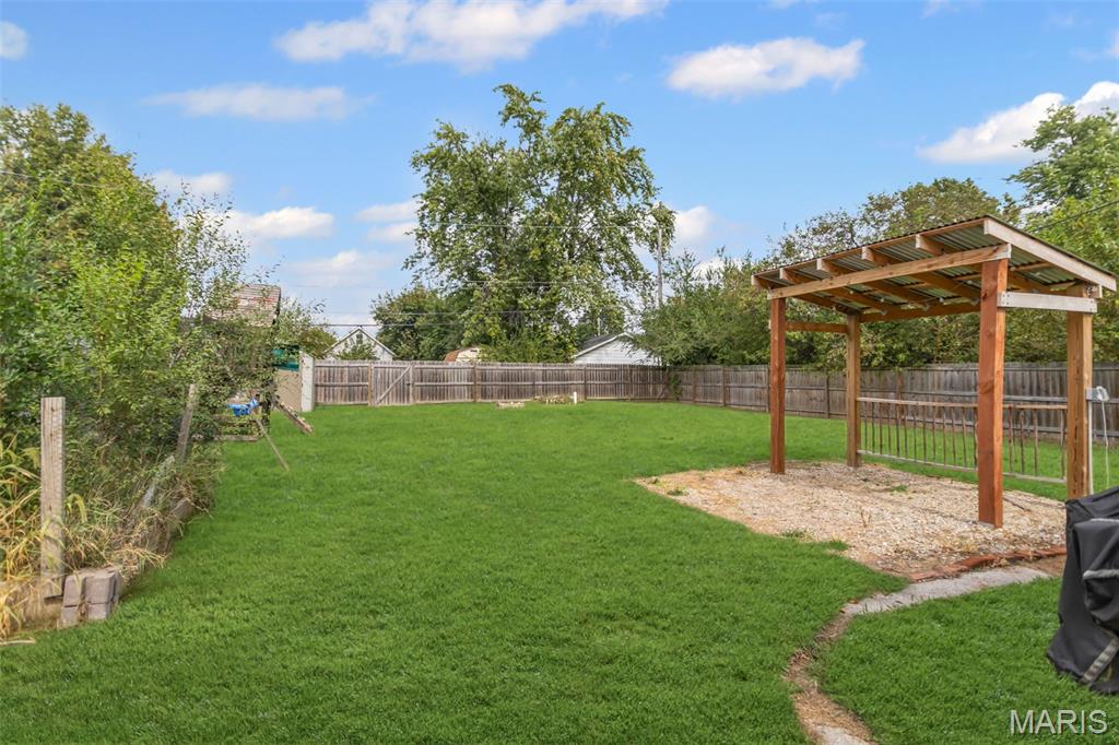 220 Walnut Street Roxana, IL 62084 - Photo 6 of 34