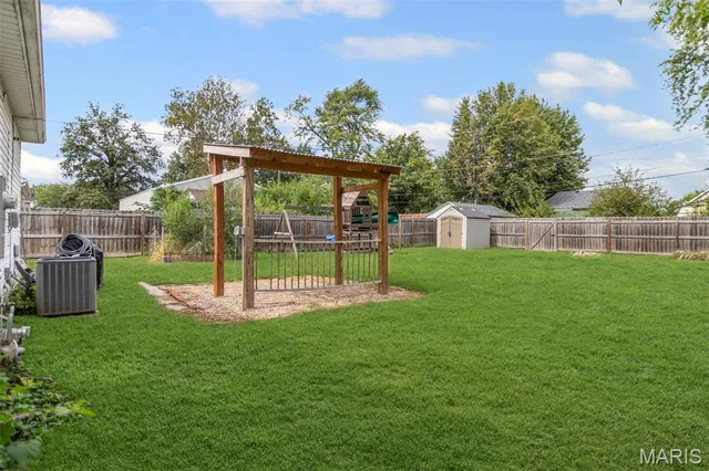 $107,000 | 220 Walnut Street, Roxana, IL 62084