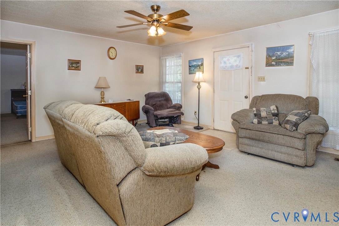 4751 Tatum Road Disputanta, VA 23842 - Photo 11 of 28