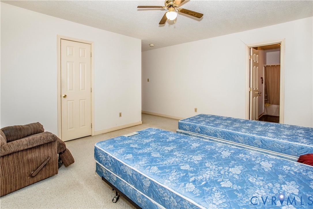 4751 Tatum Road Disputanta, VA 23842 - Photo 15 of 28