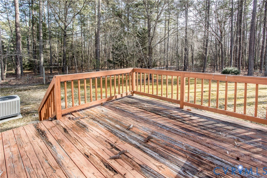 4751 Tatum Road Disputanta, VA 23842 - Photo 23 of 28